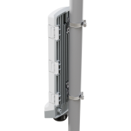 CSS606-1G-2GI-3S+OUT Switch Extérieur 10g Point Accès Poe Hybride