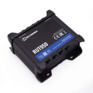 Teltonika RUT950 4G LTE WiFi router ön görünüm